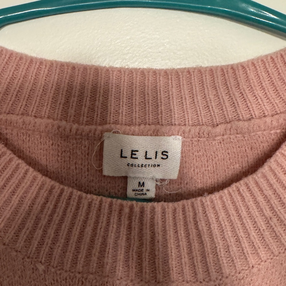 Le Lis Blush Abstract Women's Sweater - Picture 4 of 5